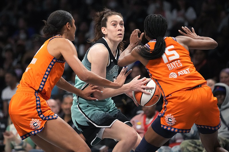 李子说篮球：05/22明日NBA+WNBA赛事分析3场（ 数据版）