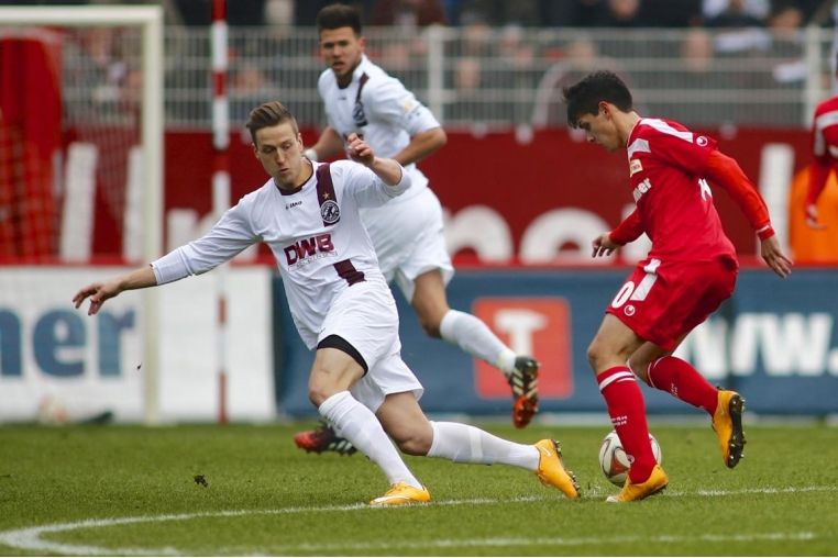 李子说球：06/18明日足球比赛前瞻10场（数据版+2场分析)